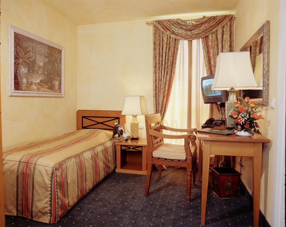 Hotel & Restaurant Alter Speicher ไกรฟ์สวัลด์ ห้อง รูปภาพ